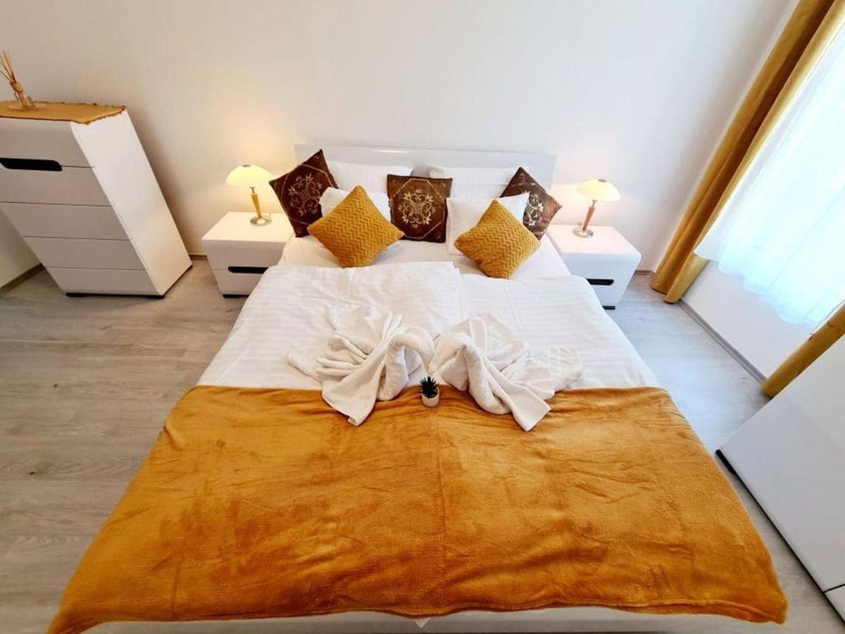Hungary Homes Residence Хевіз Екстер'єр фото